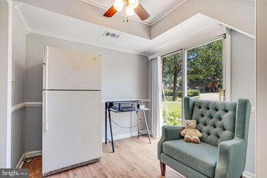 9631 Hagel Cir unit D, Lorton, VA 22079 - photo 5