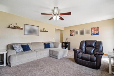 1245 9th St, Jesup, IA 50648 - photo 4