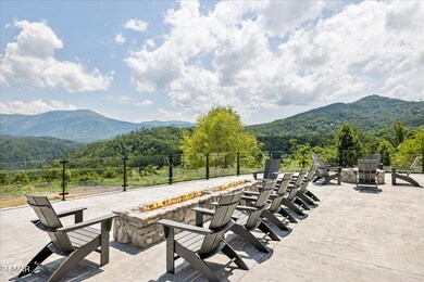 Gatlinburg Tennessee Condo For Sale