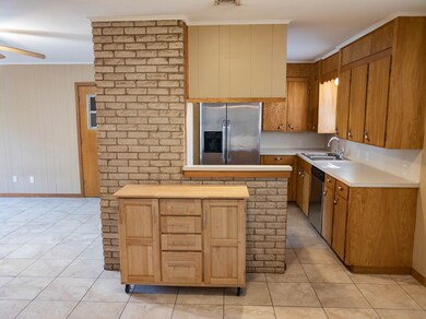 803 Mockingbird Ln, Nacogdoches, TX 75964 - photo 4