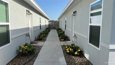 2108 Redbud Ln unit 4, Weslaco, TX 78596 - photo 5