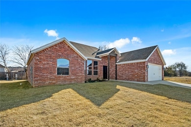 4608 W Triangle St, Fayetteville, AR 72704 - photo 2