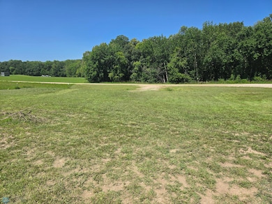 18589 Jarrett Dr, Audubon, MN 56511 - photo 2