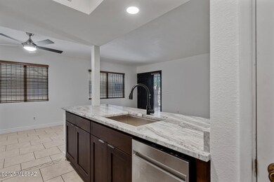 6642 E Calle Alegria unit C, Tucson, AZ 85715 - photo 4