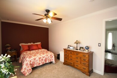 244 Nantucket Harbor unit 244, Schaumburg, IL 60193 - photo 4