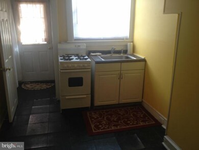 822 Morgan St, Camden, NJ 08104 - photo 7