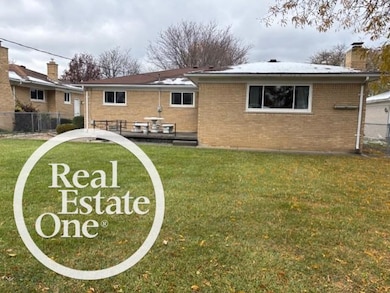 22506 Corteville St, Saint Clair Shores, MI 48081 - photo 6