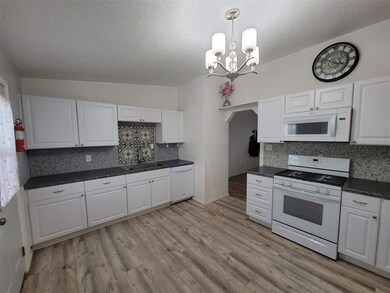 1307 Ridgecrest Ct, Alamogordo, NM 88310 - photo 2