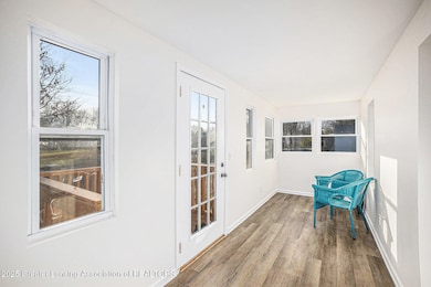 824 Pleasant St, Grand Ledge, MI 48837 - photo 3