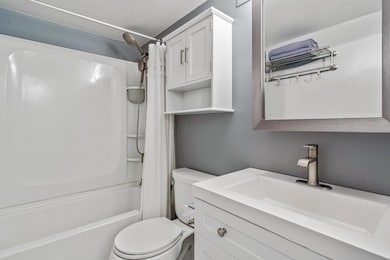 28-web-or-mls-444 N Front St 313-125