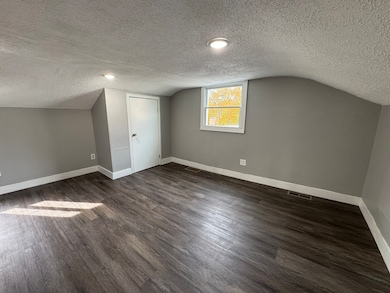 33 Oak St, Derby, CT 06418 - photo 5