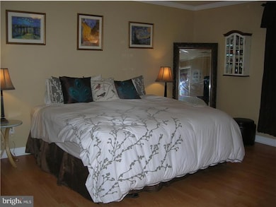 231 Wyndham Place, Trenton, NJ 08691 - photo 7