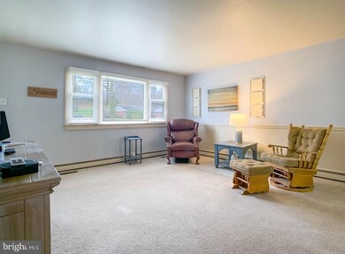 412 E Chestnut St, Souderton, PA 18964 - photo 6