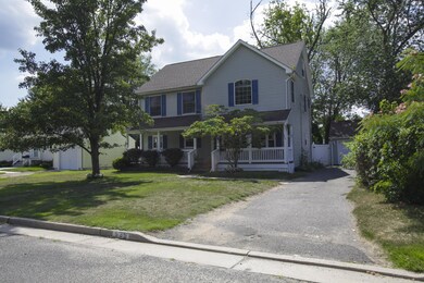 638 Hopping Rd, Belford, NJ 07718 - photo 2
