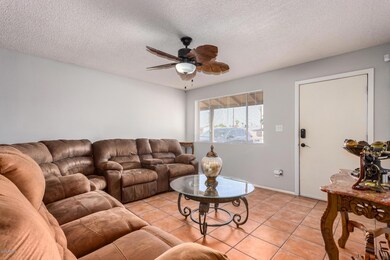 8734 N 39th Dr, Phoenix, AZ 85051 - photo 5