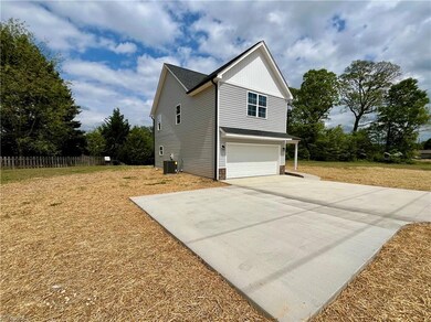 1533 Skeet Club Rd, High Point, NC 27265 - photo 6