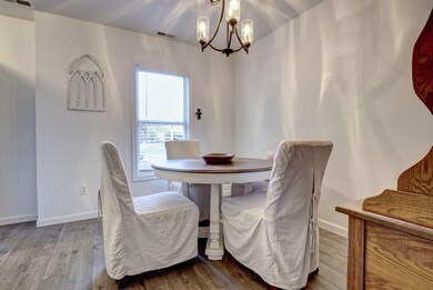 108 S Lloyd St, Burgaw, NC 28425 - photo 6