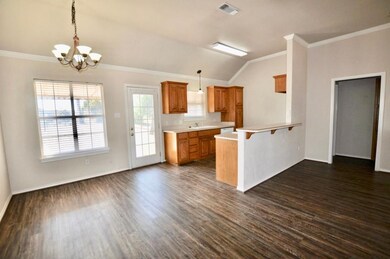 1838 Laura St, Weatherford, TX 76086 - photo 4