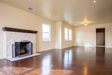 unlisted-address, Salinas, CA 93901 - photo 4