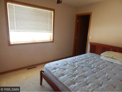 1706 Peach Dr NE, Sauk Rapids, MN 56379 - photo 6