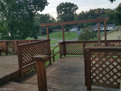 47017 McDonald St, East Liverpool, OH 43920 - photo 3