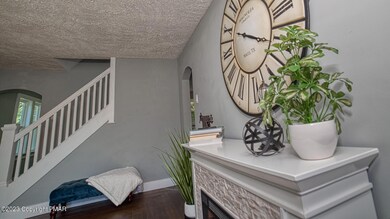 163 Silver Spring Blvd, Kunkletown, PA 18058 - photo 7