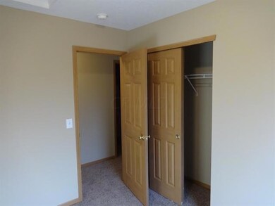 949 Rowland Ave, Columbus, OH 43228 - photo 6