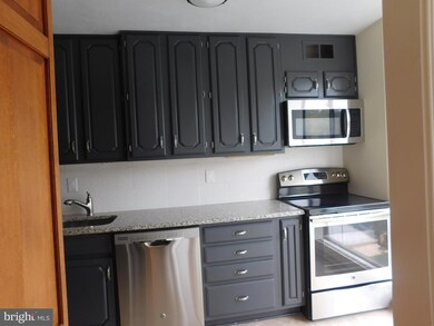 The Devon Condo unit 314, Wilmington, DE 19806 - photo 5