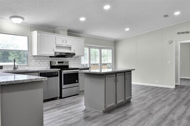 11081 Timber Rd, Cleveland, TX 77328 - photo 4