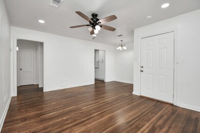 26 Penway St, Houston, TX 77022 - photo 3