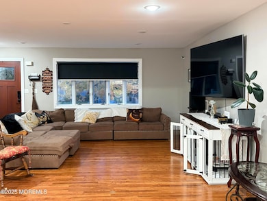 11 Chestnut Ridge Rd, Holmdel, NJ 07733 - photo 6