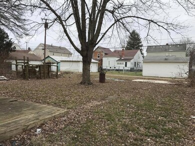 2208 S Mulberry St, Muncie, IN 47302 - photo 5