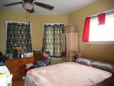 11 Derby St, Worcester, MA 01604 - photo 6