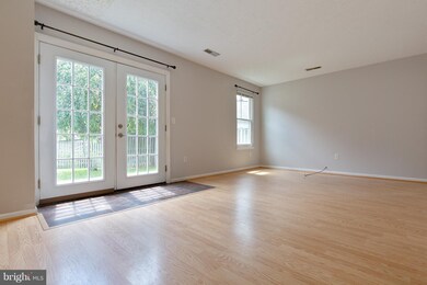 2427 Yarmouth Ln, Crofton, MD 21114 - photo 6