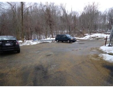 1004 Stafford St, Rochdale, MA 01542 - photo 5