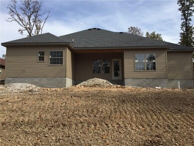 66 Wandsworth Dr, Bella Vista, AR 72715 - photo 7