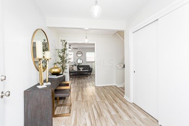1283 Frebis Ave 027