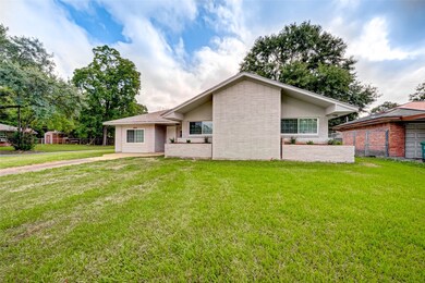 10230 Envoy St, Houston, TX 77016 - photo 3