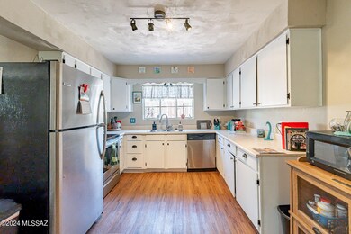 3018 E Presidio Rd, Tucson, AZ 85716 - photo 7