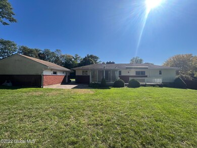 11 Newcomb Dr, Albany, NY 12211 - photo 5