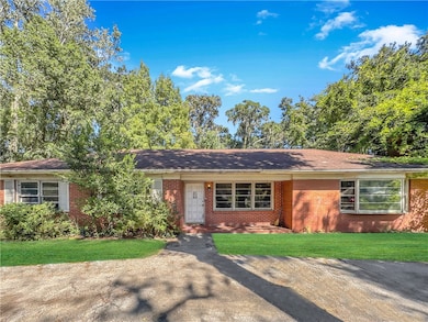 1918 E 63rd St, Savannah, GA 31404 - photo 2