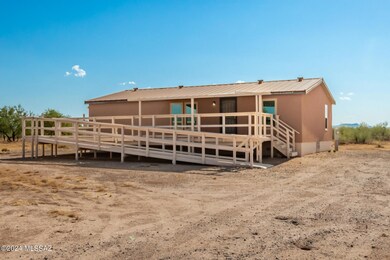 13006 W Carolyn Ln, Tucson, AZ 85735 - photo 4