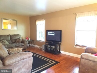 258 Cricklewood Cir, Lansdale, PA 19446 - photo 4