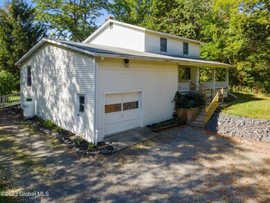 2-web-or-mls-113HiddenLn_02