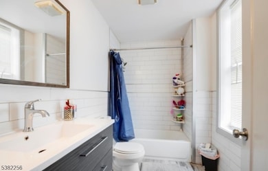 53 2nd Ave unit 2, Newark, NJ 07104 - photo 5