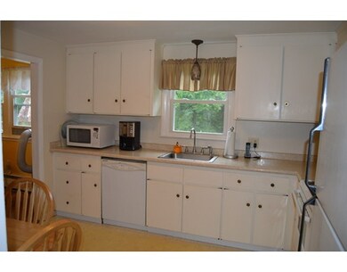 26 Breakneck Hill Rd, Southborough, MA 01772 - photo 4