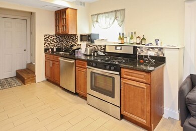 64 Cedar St unit R, Wellesley Hills, MA 02481 - photo 3