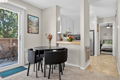 385 Camelback Rd unit 27, Pleasant Hill, CA 94523 - photo 7