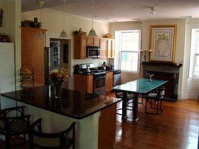 1 Hamilton St unit 2, Salem, MA 01970 - photo 2