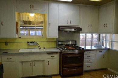 5045 Ashworth St, Lakewood, CA 90712 - photo 2